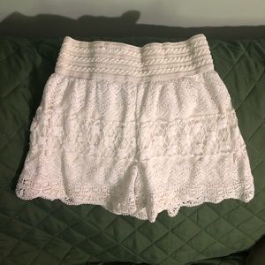 Cute Cream Lace Shorts